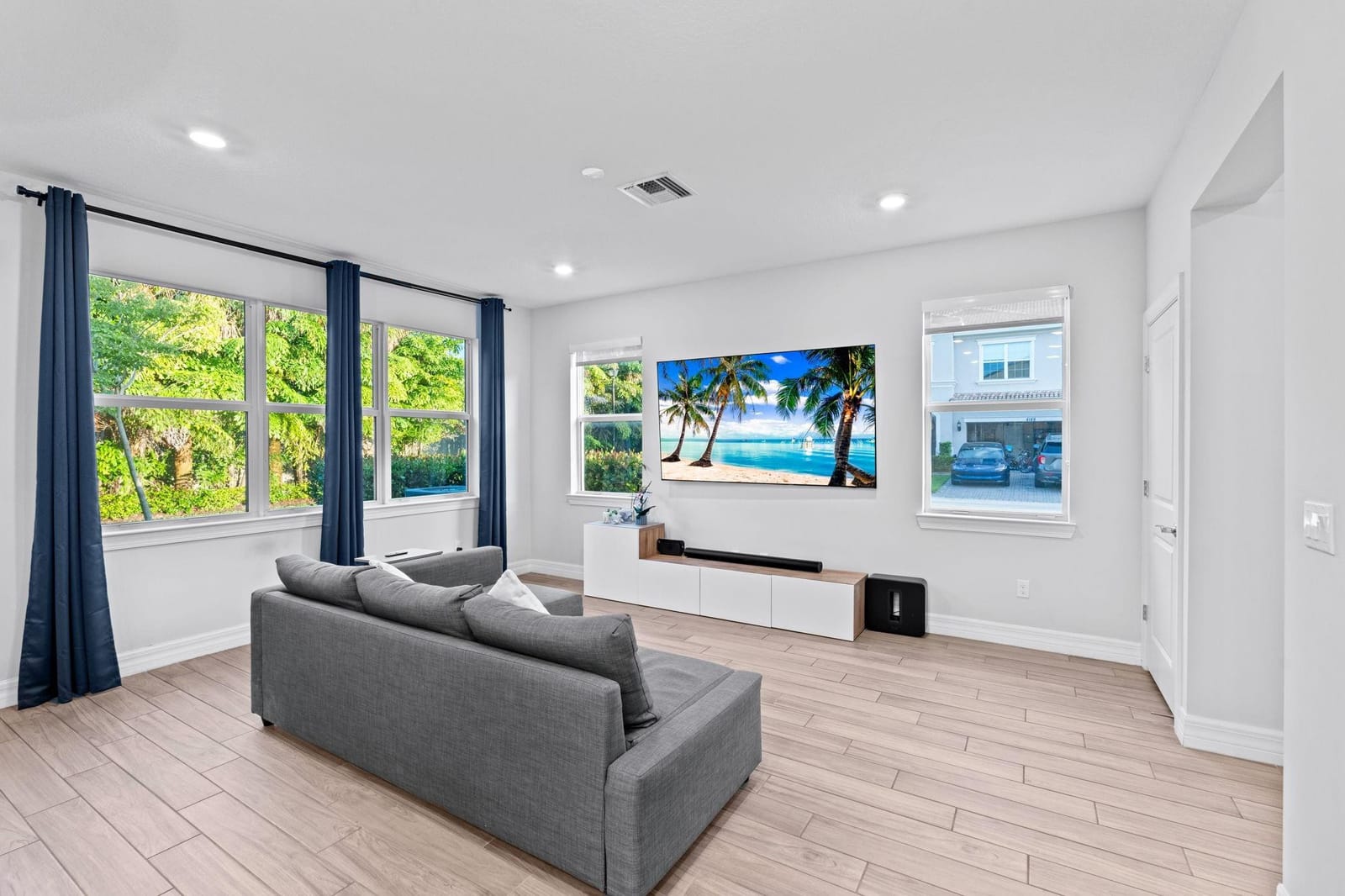 1595 Evergreen Terrace, Hollywood, FL 33021 photo 10