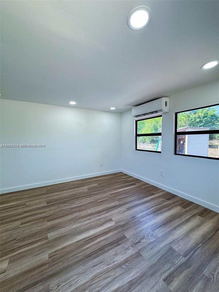5121 Pioneer 18th Street — photo 6