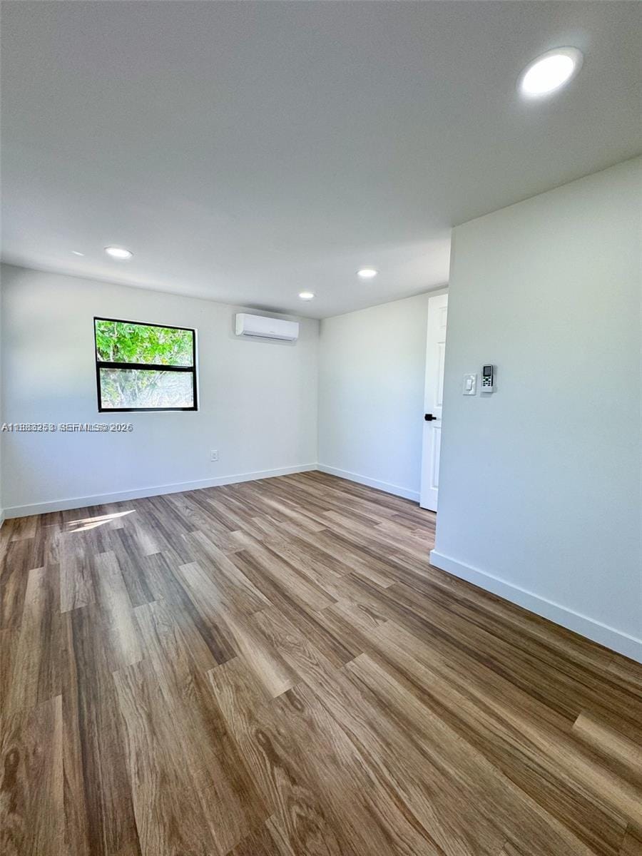 5121 Pioneer 18th Street — photo 10