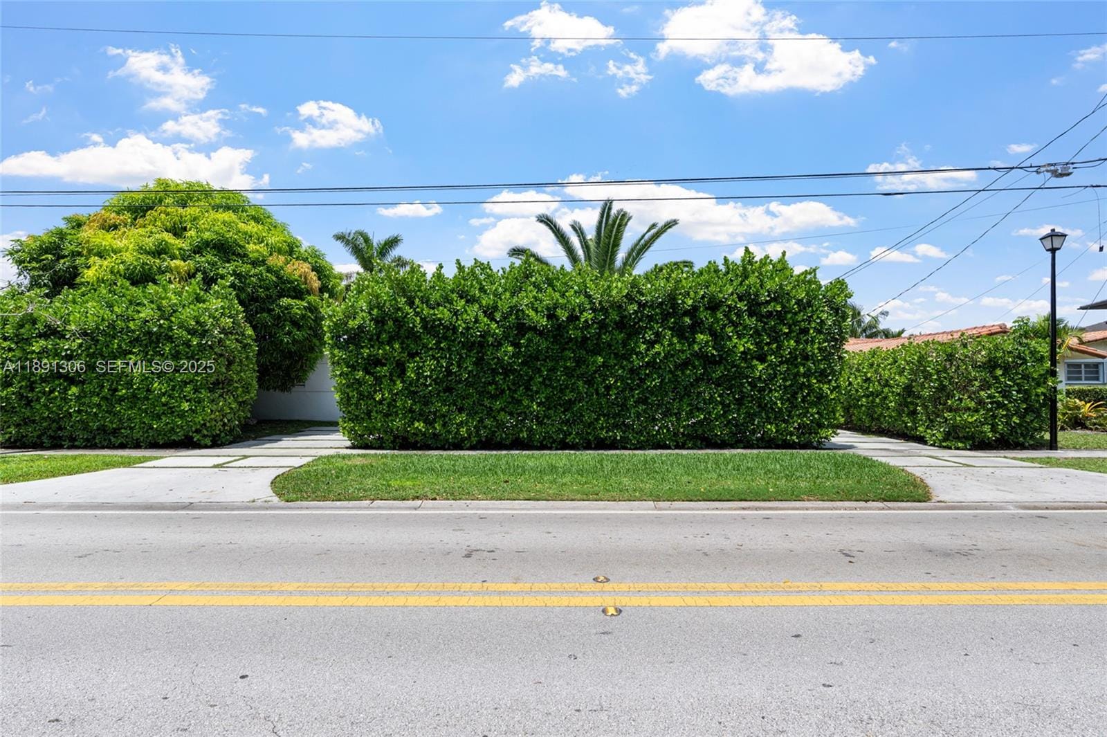 2115 Keystone Boulevard, North Miami, FL 33181 photo 2