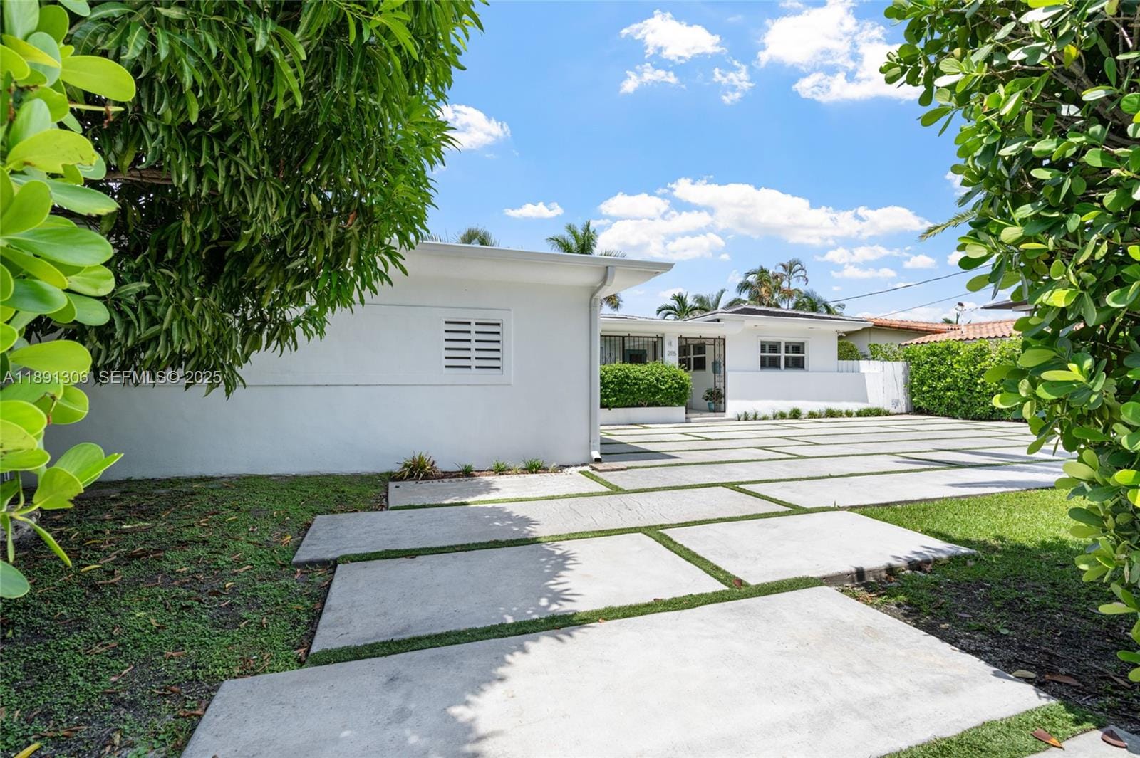 2115 Keystone Boulevard, North Miami, FL 33181 photo 3