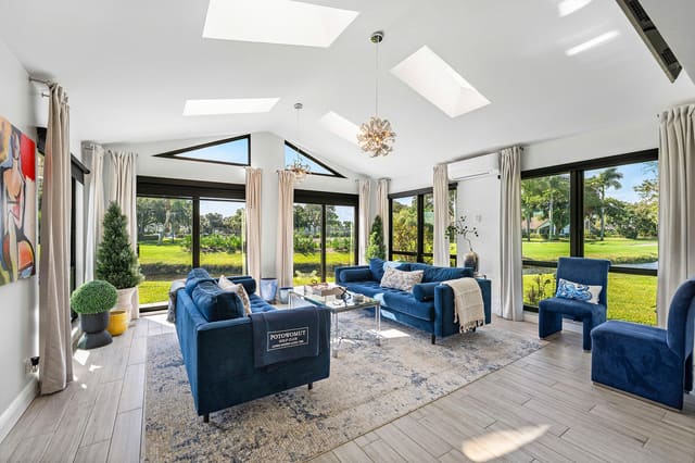 6746 Touchstone Circle, sold in Eastpointe Sub 12-A, Palm Beach Gardens, FL