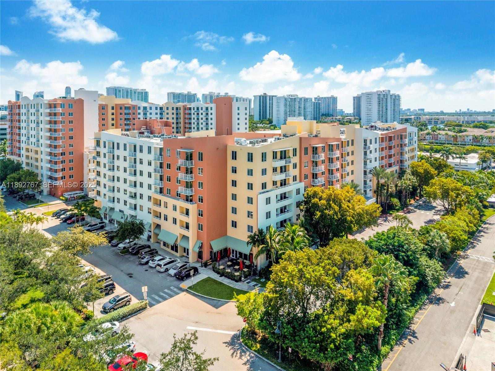 2775 NE 187th Street 309, Aventura, FL 33180 photo 2