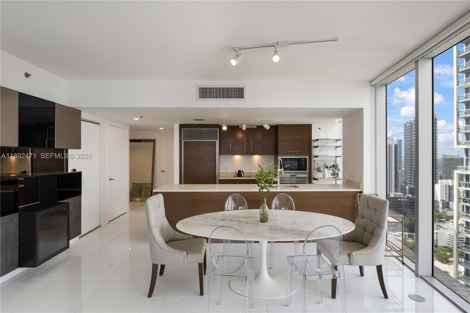 475 Brickell Avenue 4015, Miami, FL 33131