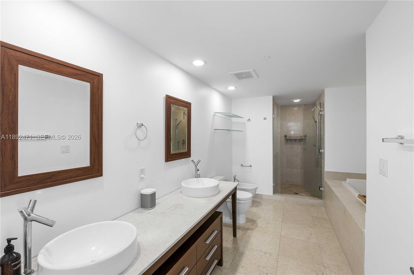 475 Brickell Avenue 4015, Miami, FL 33131 photo 15