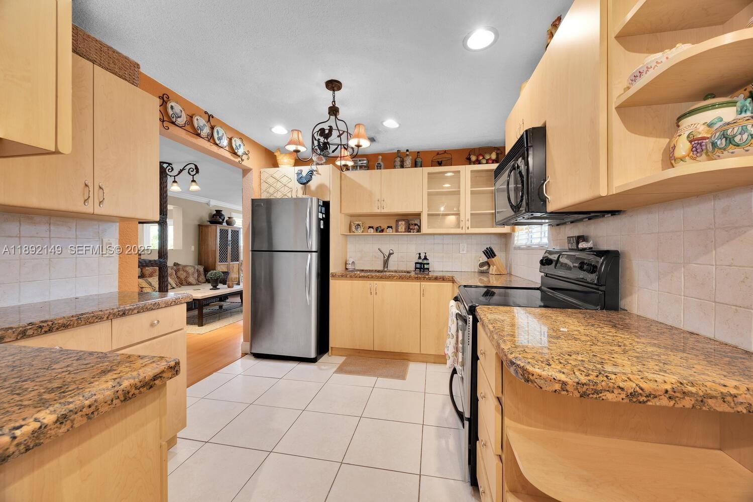 825 El Rado Street, Coral Gables, FL 33134 photo 15