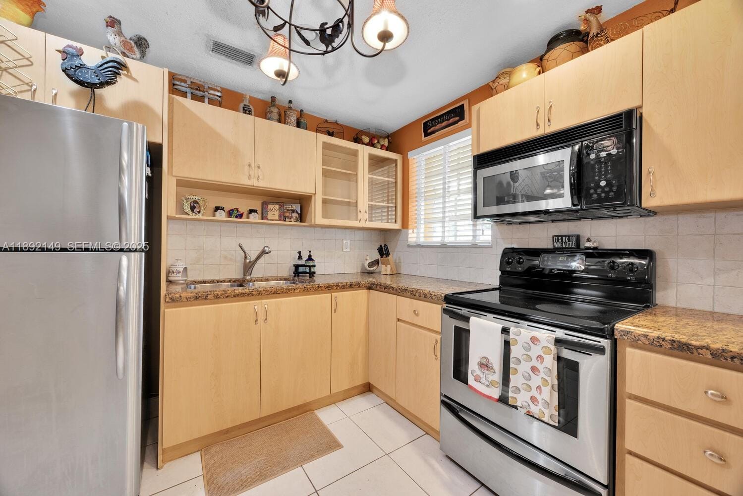 825 El Rado Street, Coral Gables, FL 33134 photo 16