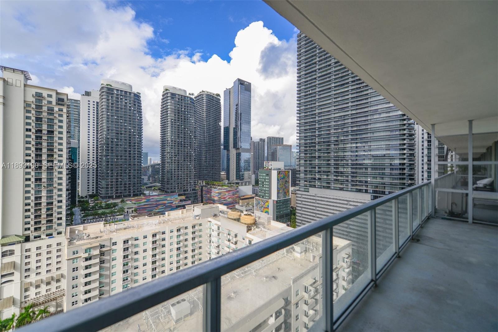 1111 SW 1st Avenue 2624-N, Miami, FL 33130 photo 2