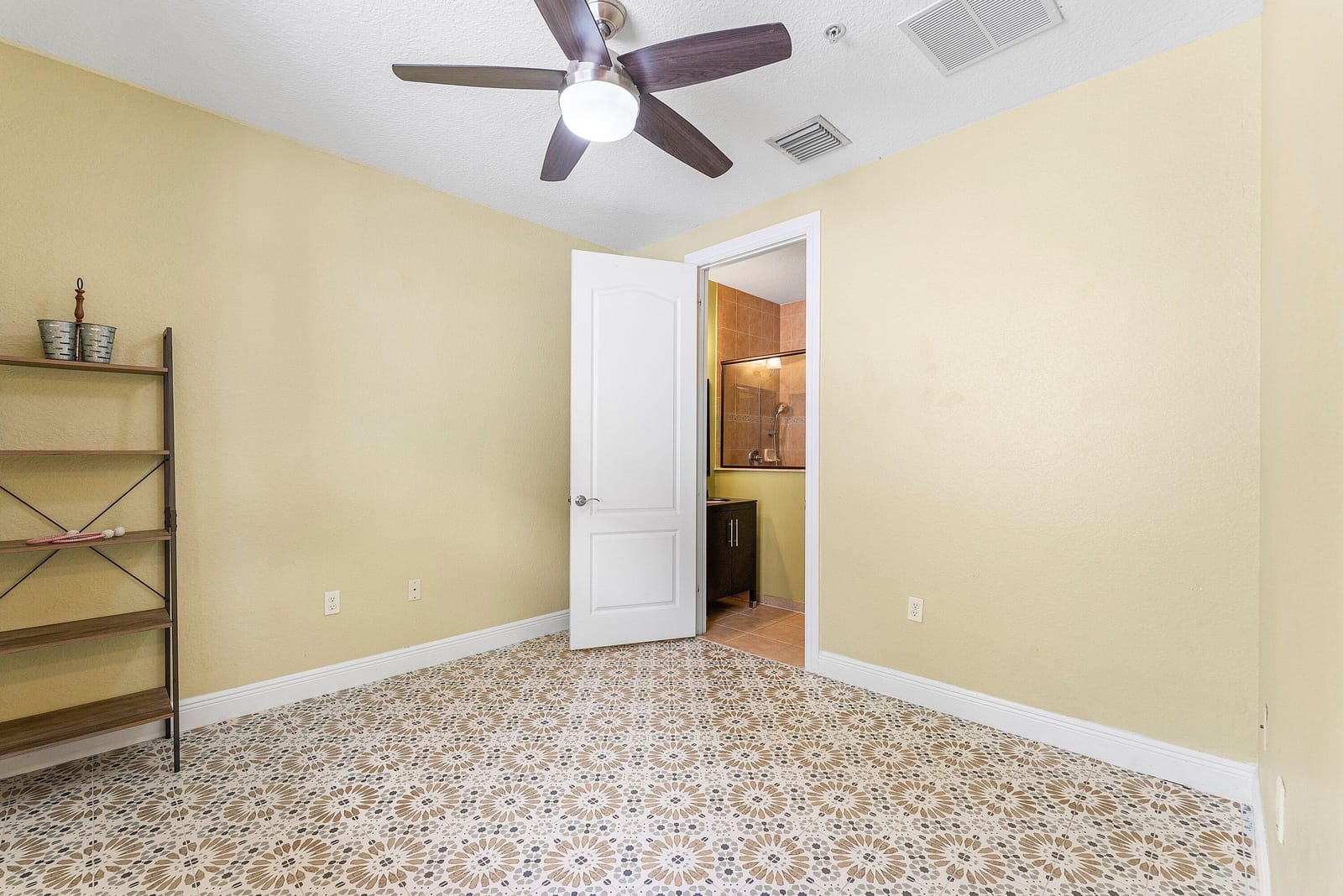 219 N L Street 107, Lake Worth Beach, FL 33460 photo 16