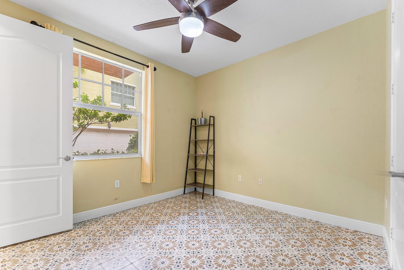 219 N L Street 107, Lake Worth Beach, FL 33460 photo 17