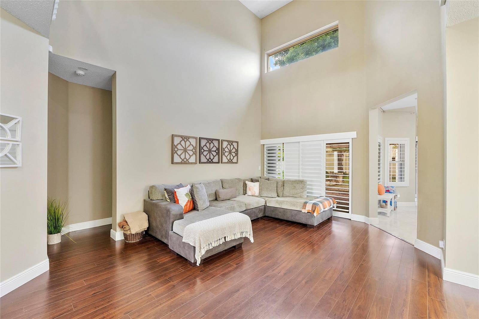 4024 NW 62nd Court — photo 4