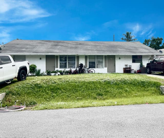 3300 SE Fairmont Street, Stuart, FL 34997