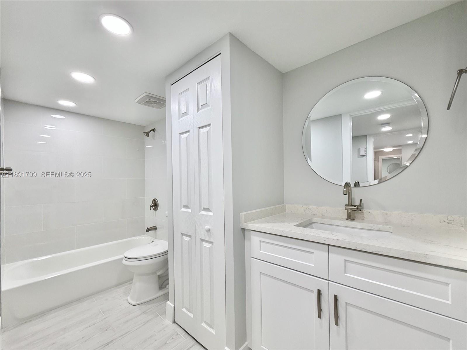 8429 N Coral Circle, North Lauderdale, FL 33068 photo 22