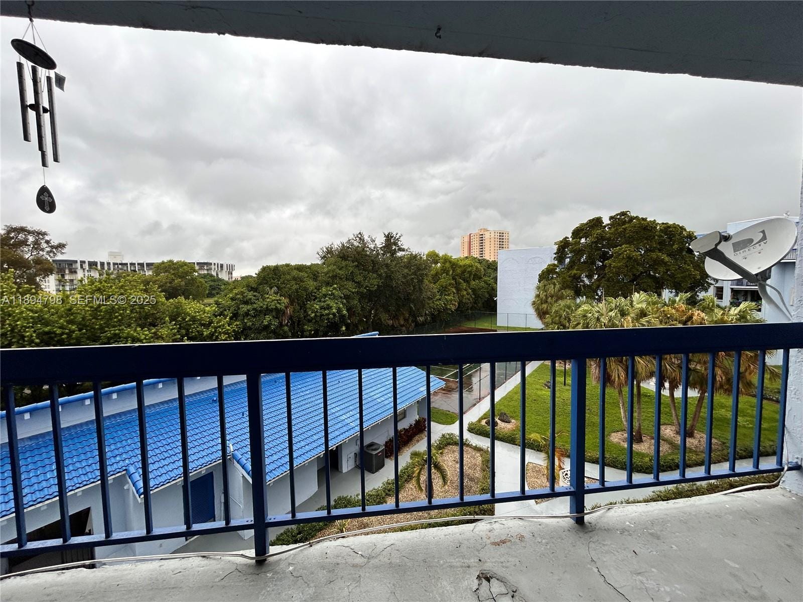 9460 Fontainebleau Boulevard 421, Miami, FL 33172