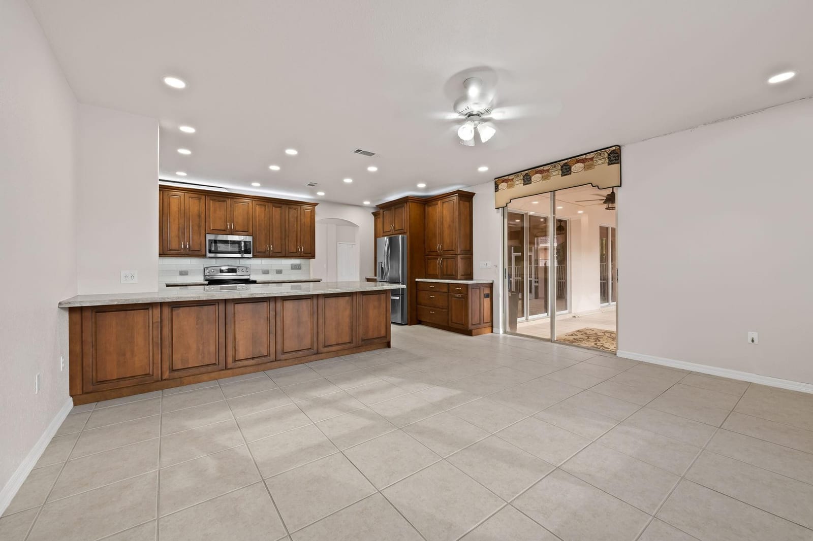 2738 SW 137th Terrace, Miramar, FL 33027 photo 14