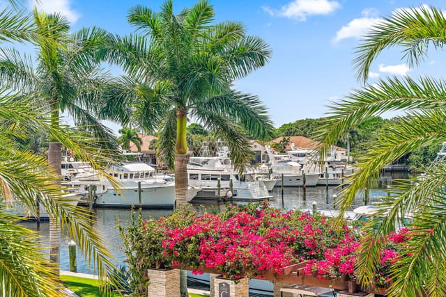 2720 Donald Ross Road 203, Palm Beach Gardens, FL 33410