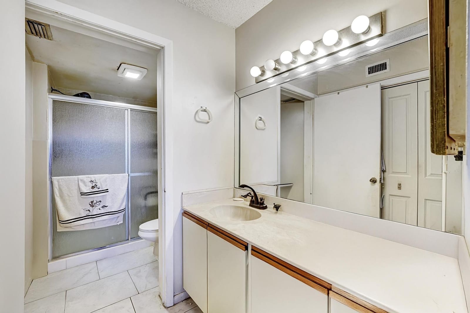 2766 Carambola Circle S 405, Coconut Creek, FL 33066 photo 21