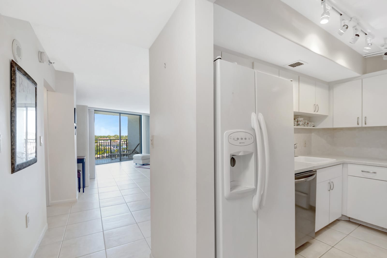 3912 S Ocean Boulevard 607, Highland Beach, FL 33487 photo 12