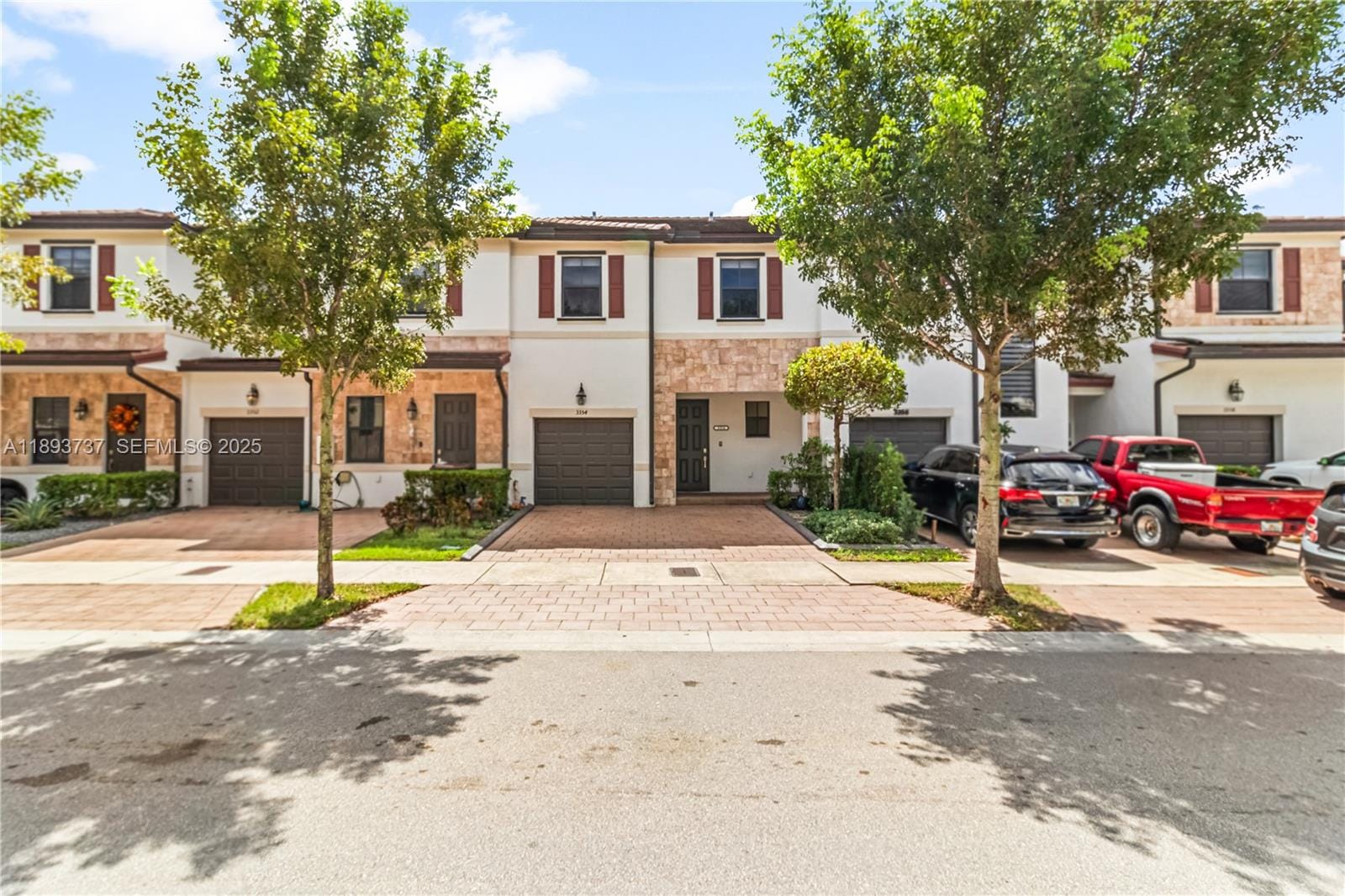 3354 W 100th Terrace, Hialeah, FL 33018 photo 2