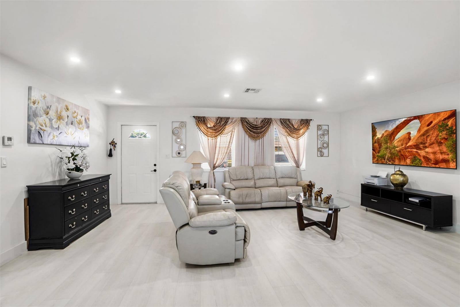 6613 Dahlia Drive — photo 6