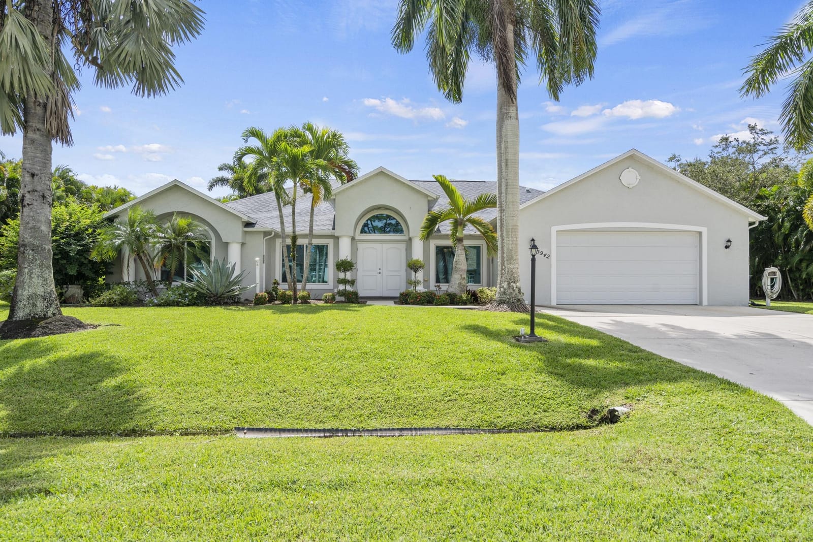 5942 NW Baynard Drive, Port St. Lucie, FL 34986