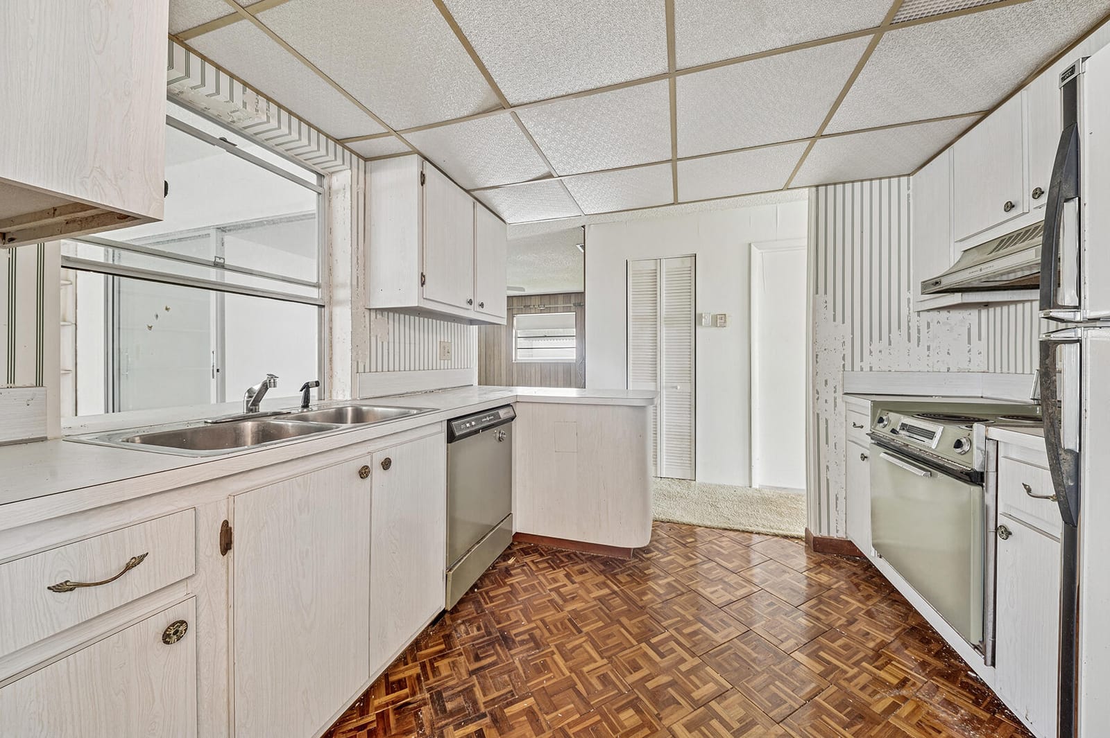 703 SW 18th Street, Boynton Beach, FL 33426 photo 5