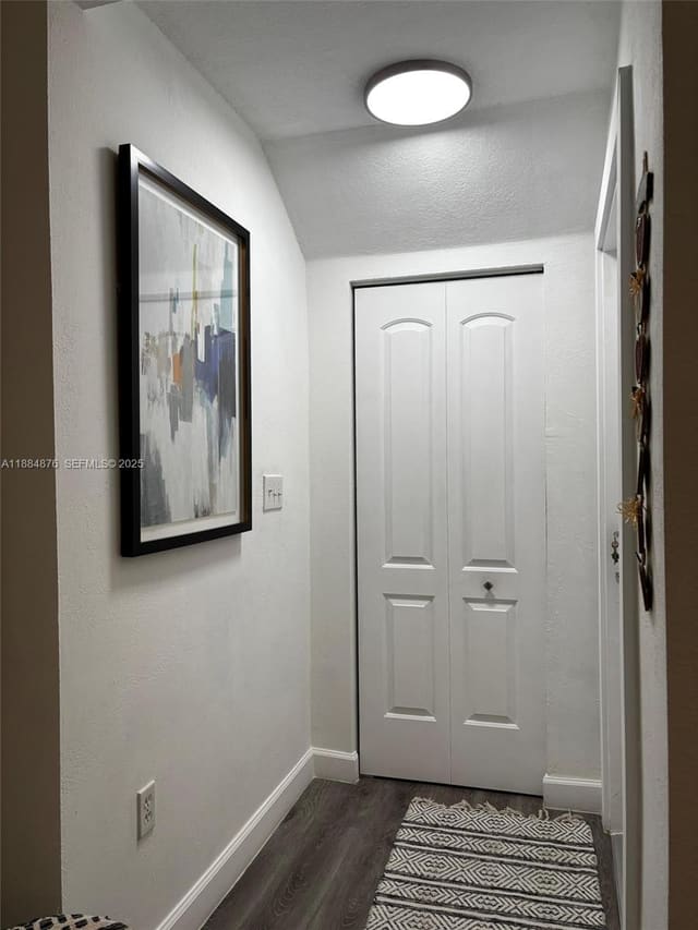 6445 SW 130th Place 605, sold in Lago Lindo Townvillas Con, Miami, FL