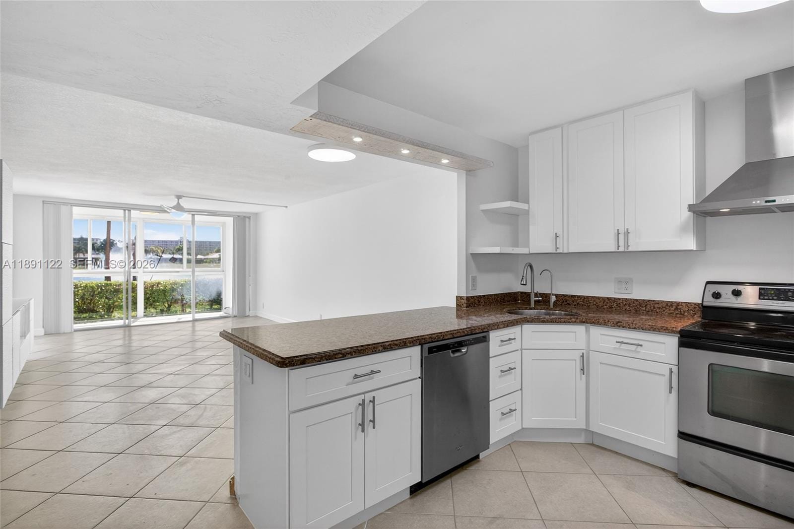 3150 N Course Lane 108, Pompano Beach, FL 33069 photo 2