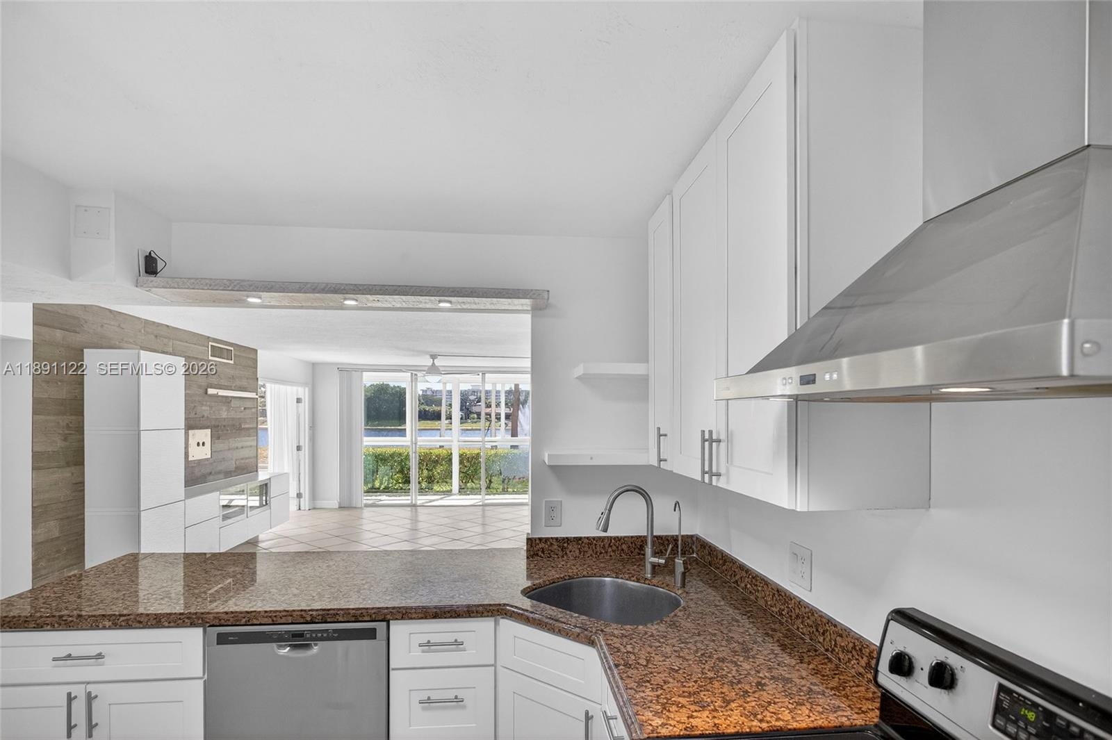 3150 N Course Lane 108, Pompano Beach, FL 33069 photo 5