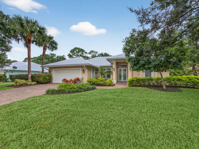 8836 SW Fishermans Wharf Drive, sold in Locks Landing, Stuart, FL