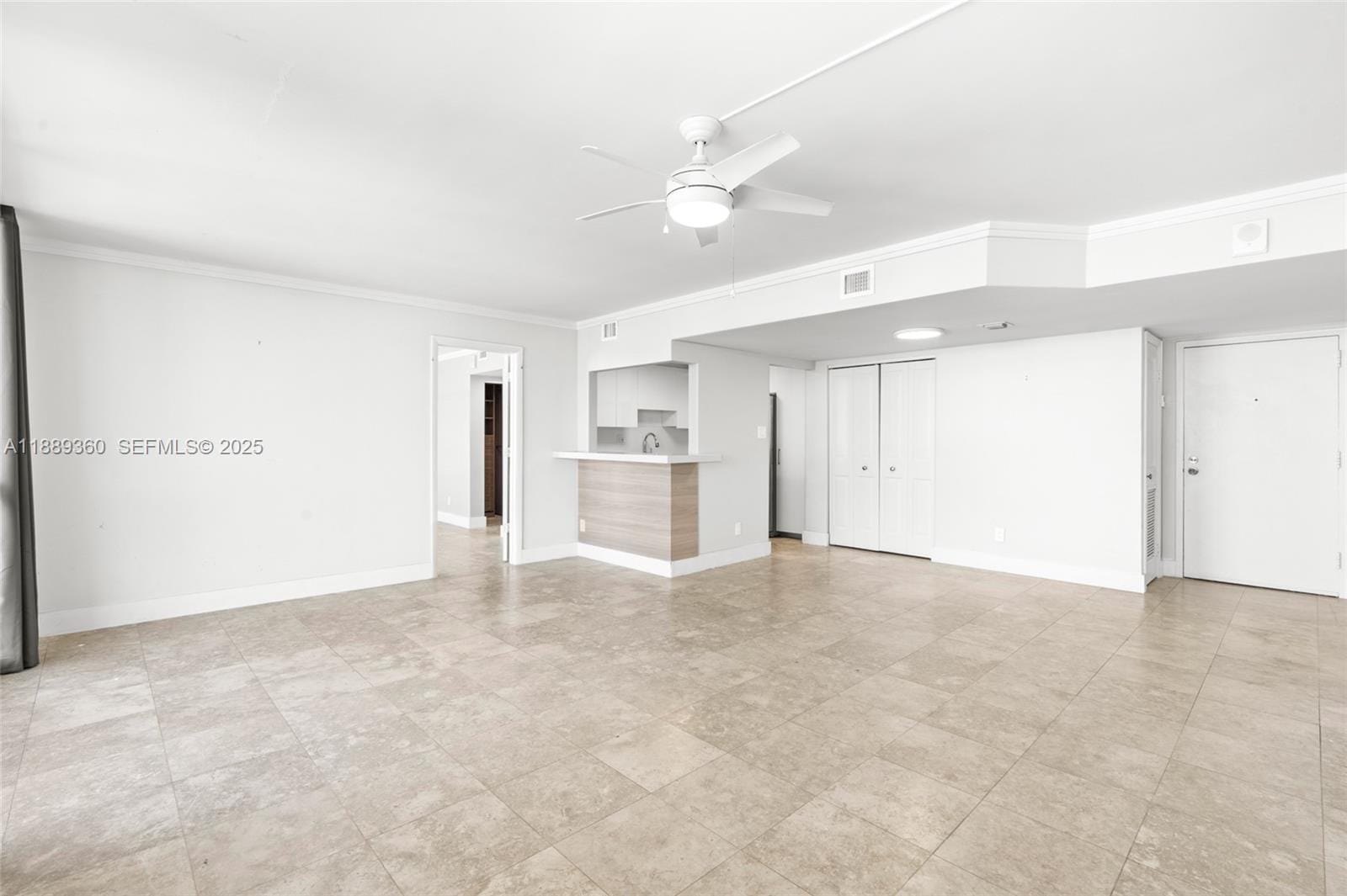 16565 NE 26th Avenue 6C, North Miami Beach, FL 33160 photo 1