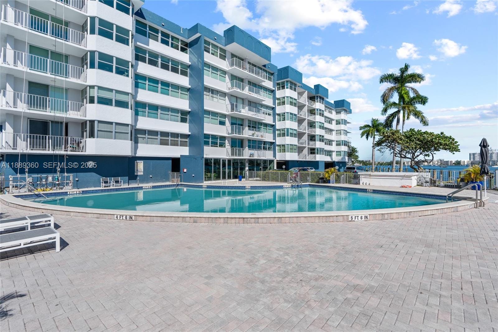 16565 NE 26th Avenue 6C, North Miami Beach, FL 33160 photo 30