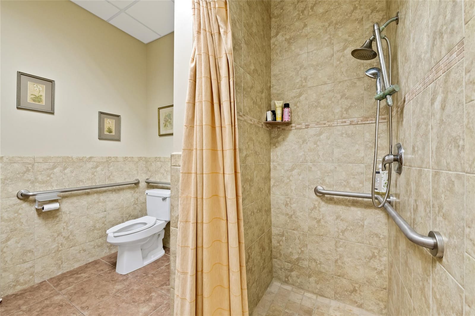 5497 Wiles Road 205 — photo 10