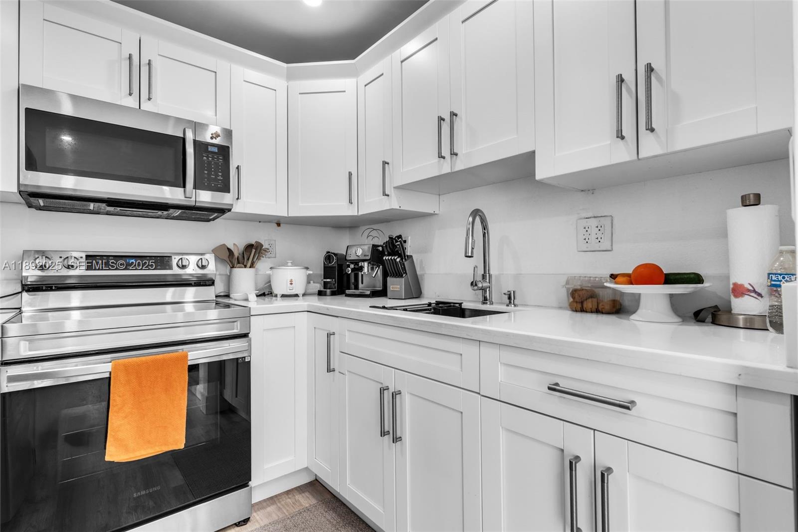9310 Fontainebleau Boulevard 201, Miami, FL 33172 photo 14