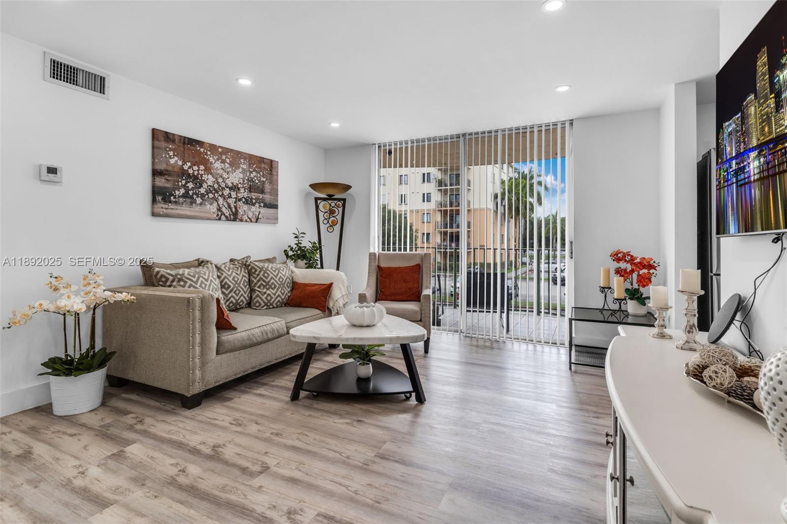 9310 Fontainebleau Boulevard 201 — photo 5