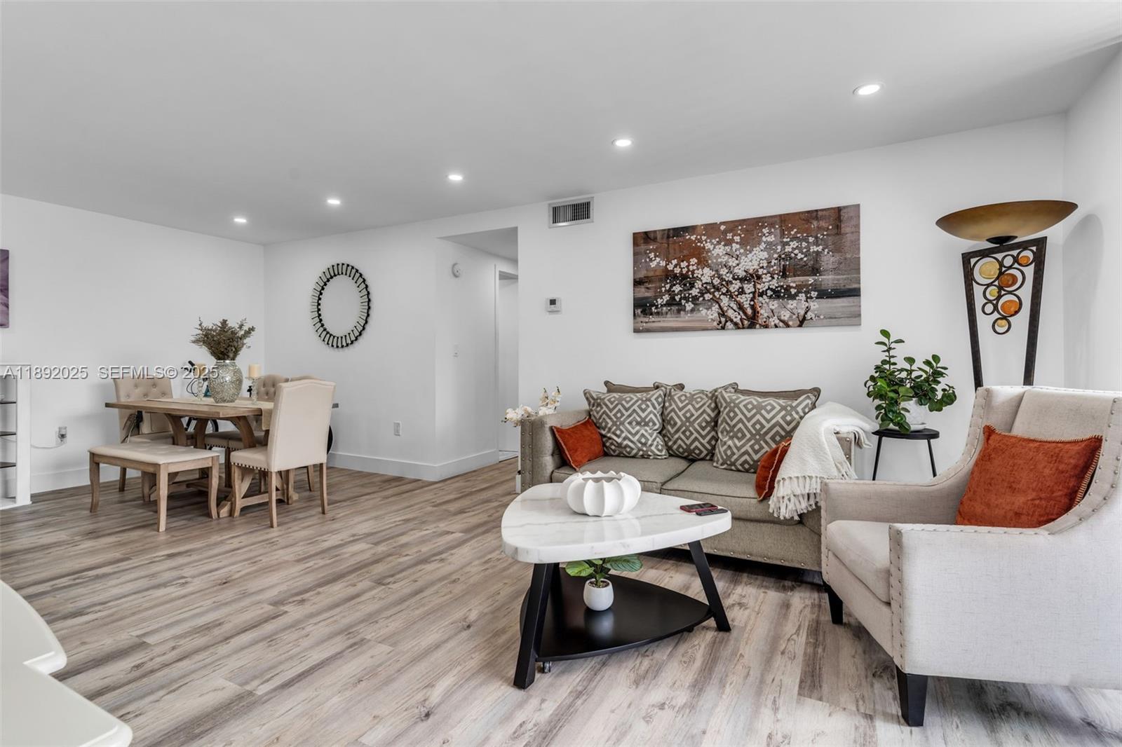 9310 Fontainebleau Boulevard 201 — photo 10