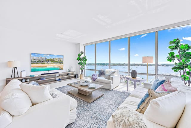 3 Water Club Way 1002, North Palm Beach, FL 33408