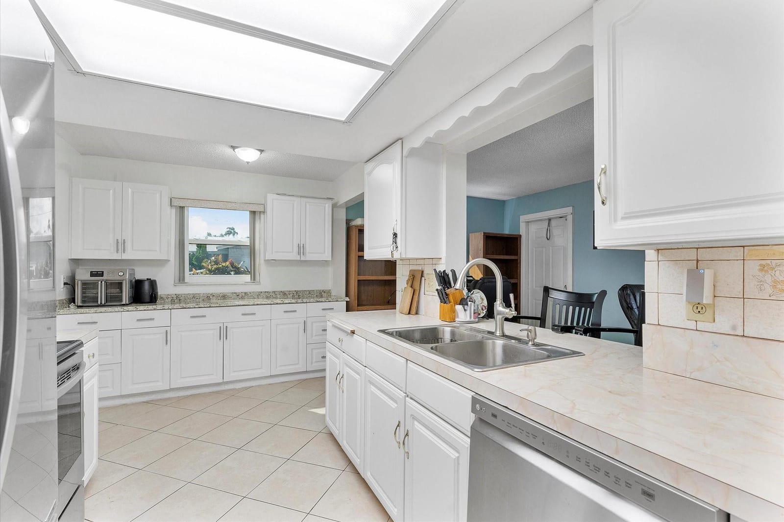 2399 SW Congress Boulevard — photo 10
