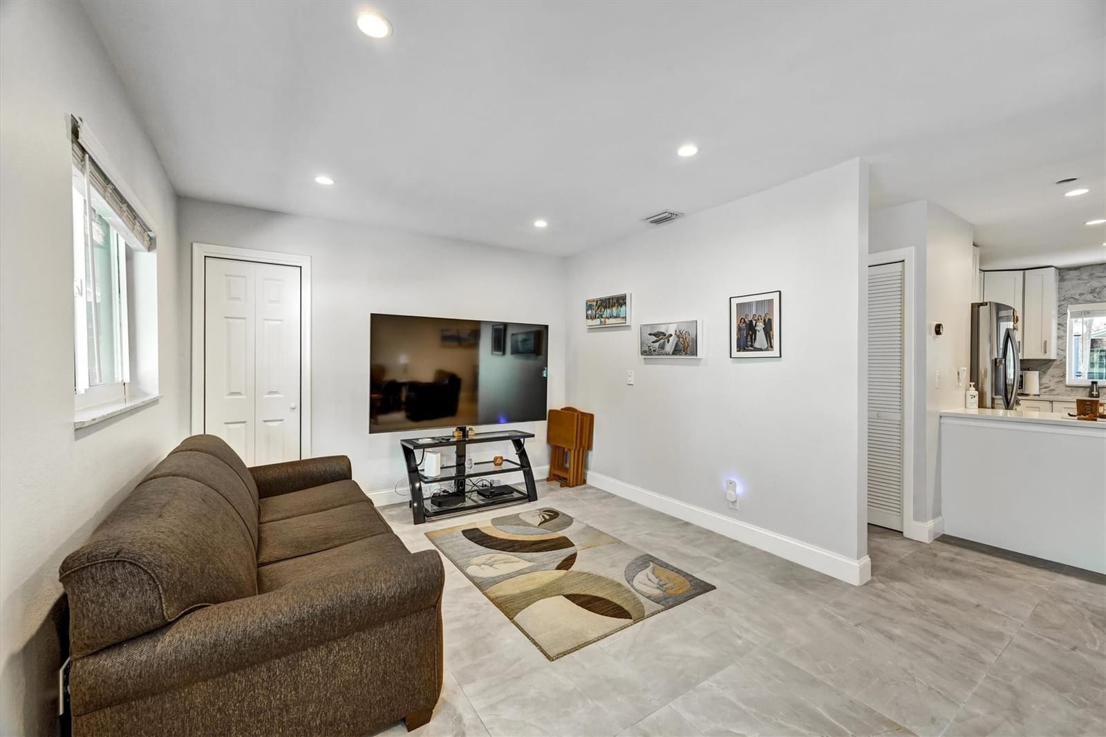 2512 SW Natura Boulevard, Deerfield Beach, FL 33441 photo 12