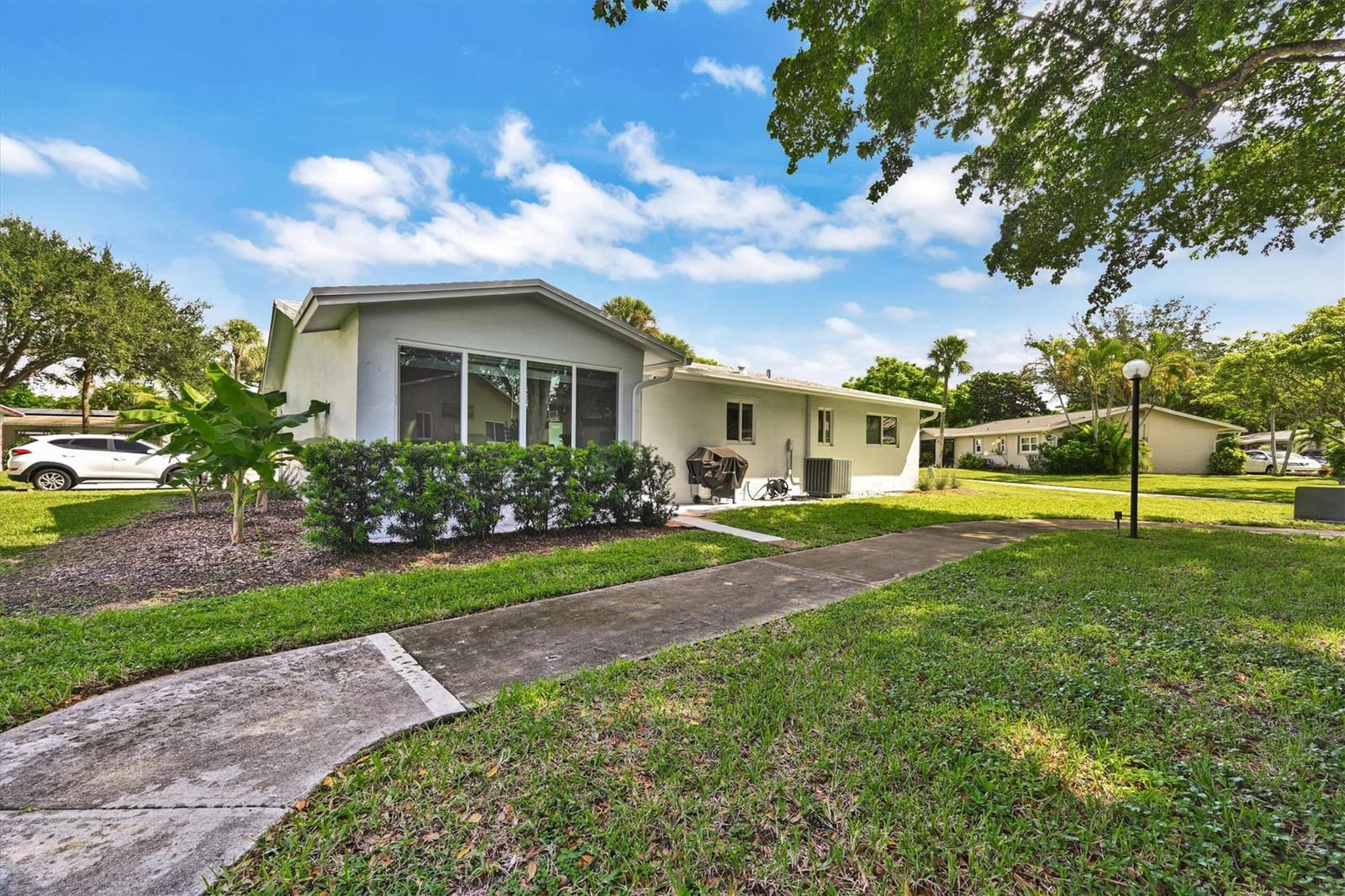 2512 SW Natura Boulevard, Deerfield Beach, FL 33441 photo 6