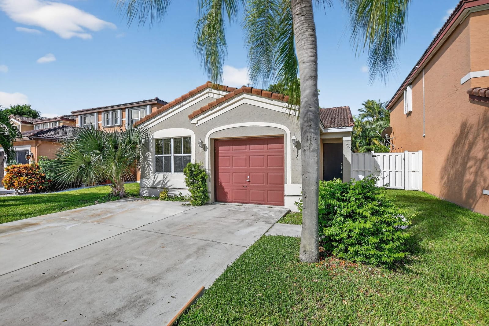 59 NW 44th Terrace, Deerfield Beach, FL 33442