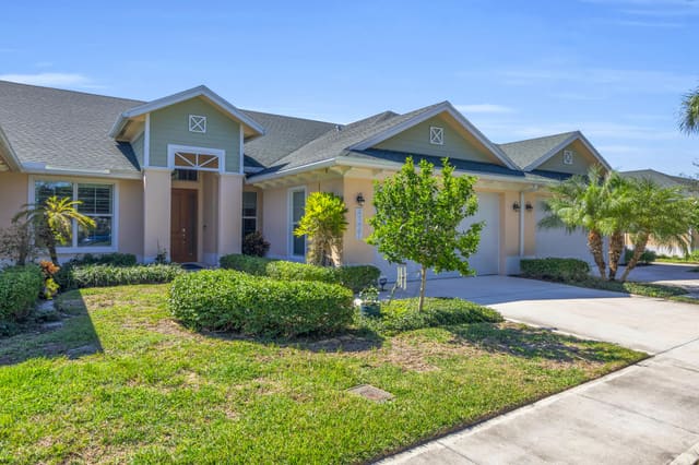 4321 Baseline Drive, sold in Boulevard Village & Tennis Club, Vero Beach, FL