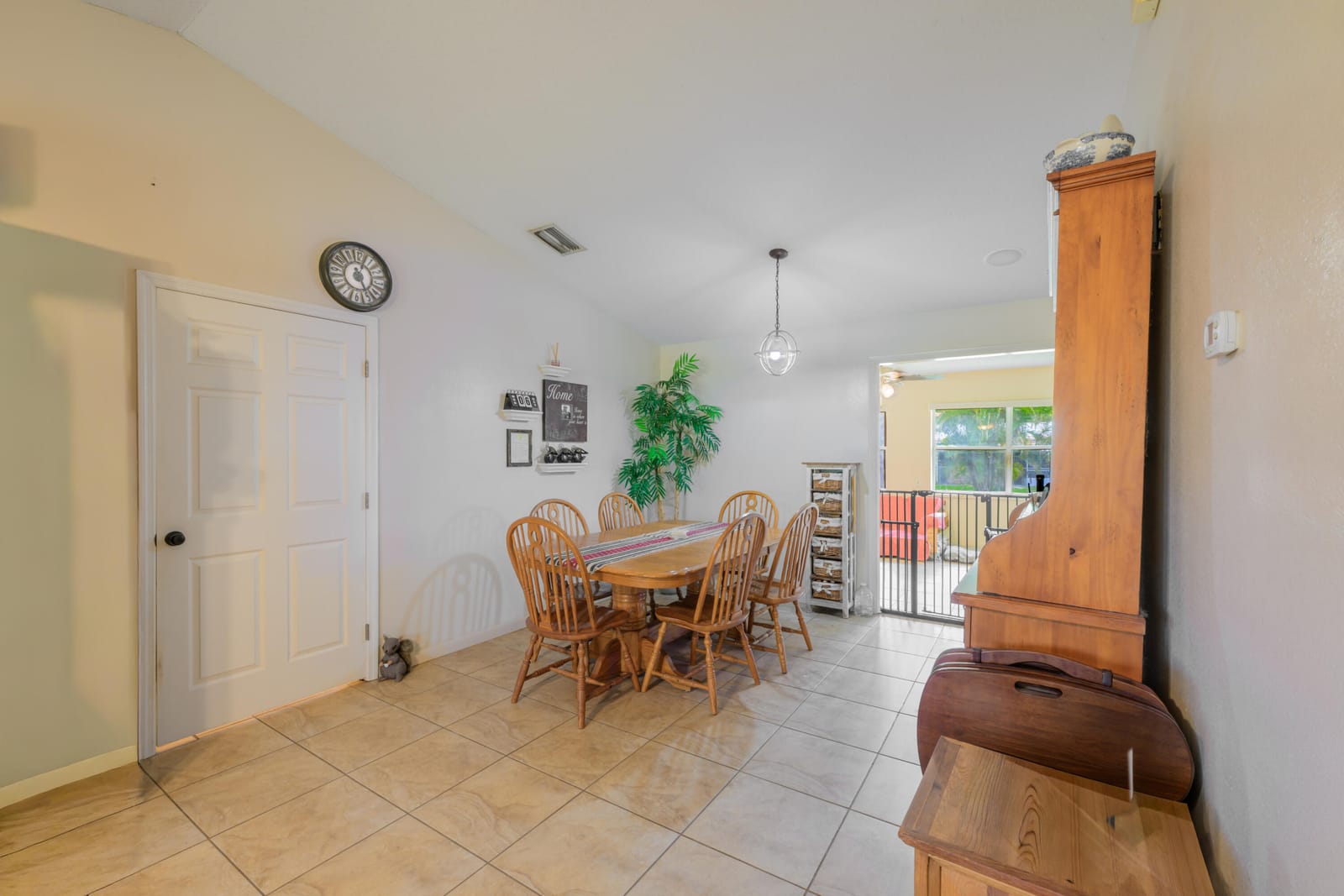 588 NE 28th Avenue, Okeechobee, FL 34972 photo 8