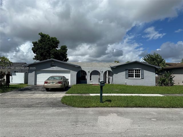 10751 SW 173rd Street, Miami, FL 33157