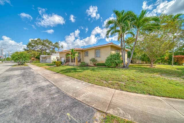 511 NW 39th Avenue, sold in Durham Terrace, Miami, FL