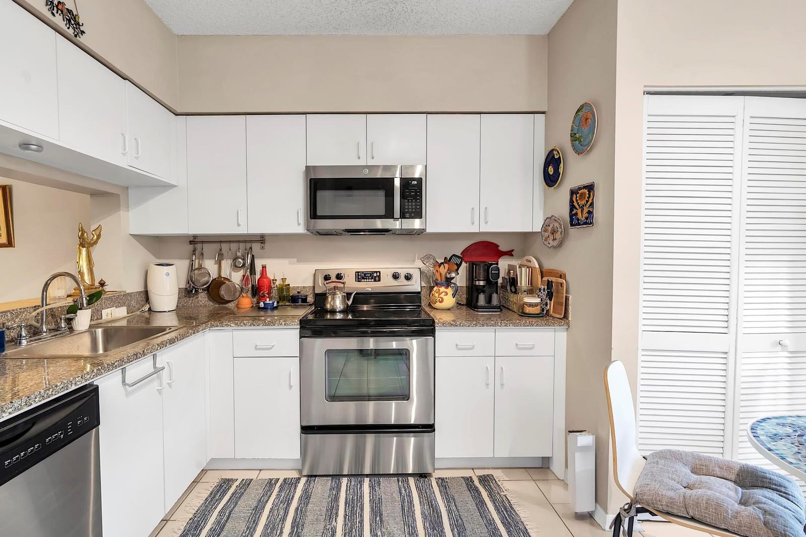 4 Ct 4, Weston, FL 33326 photo 16