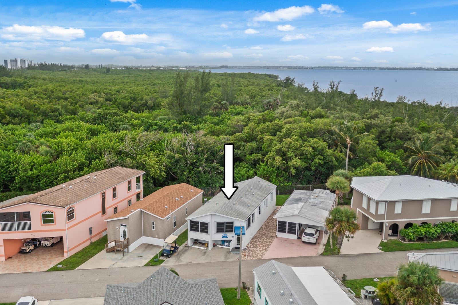 2013 Nettles Boulevard, Jensen Beach, FL 34957 photo 2
