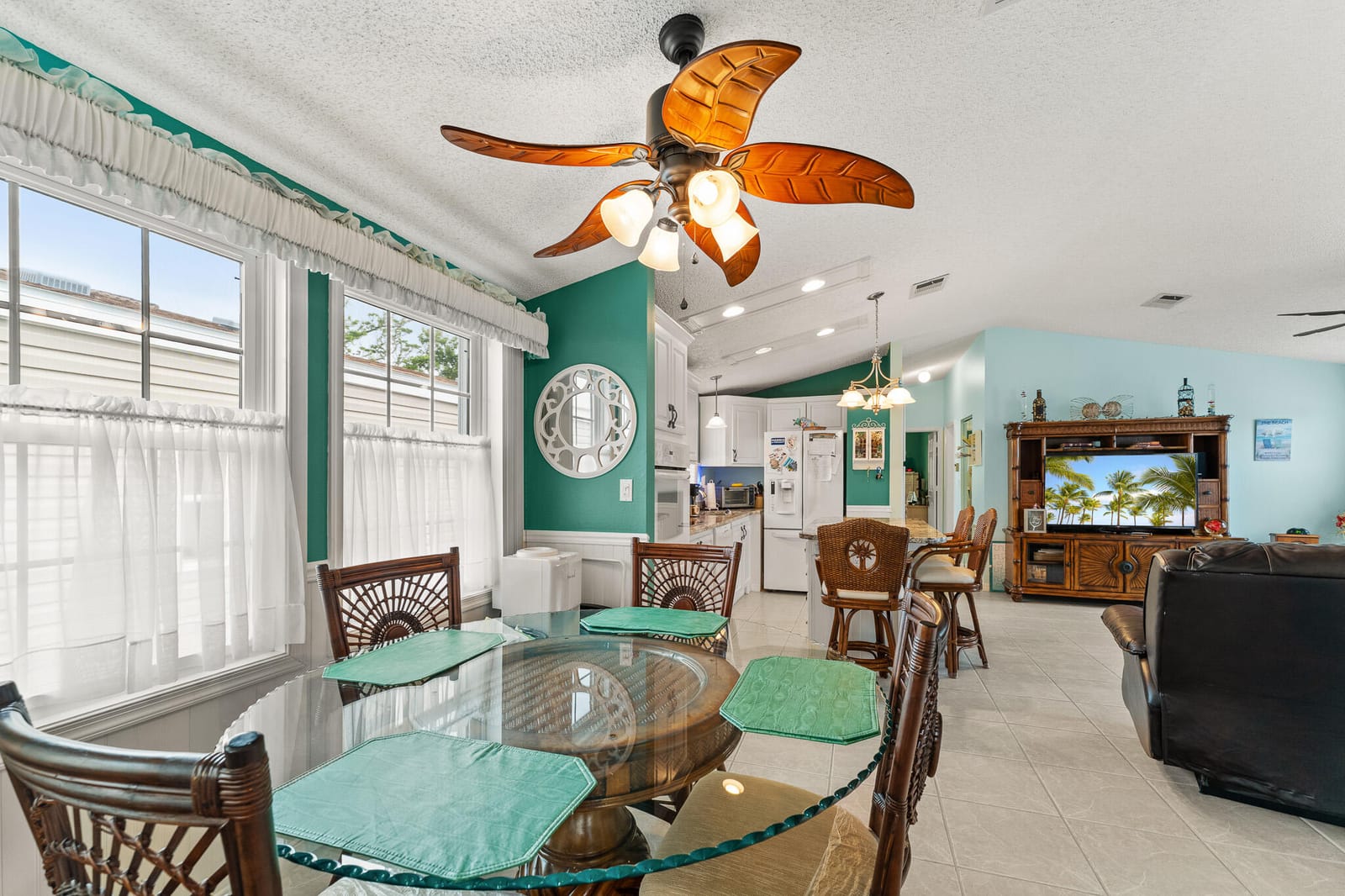 2013 Nettles Boulevard, Jensen Beach, FL 34957 photo 8