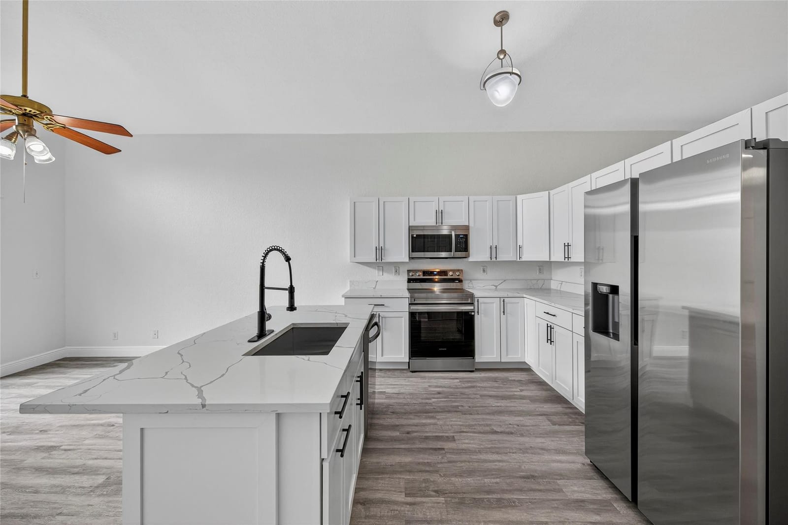 2424 SW 162nd Avenue — photo 3