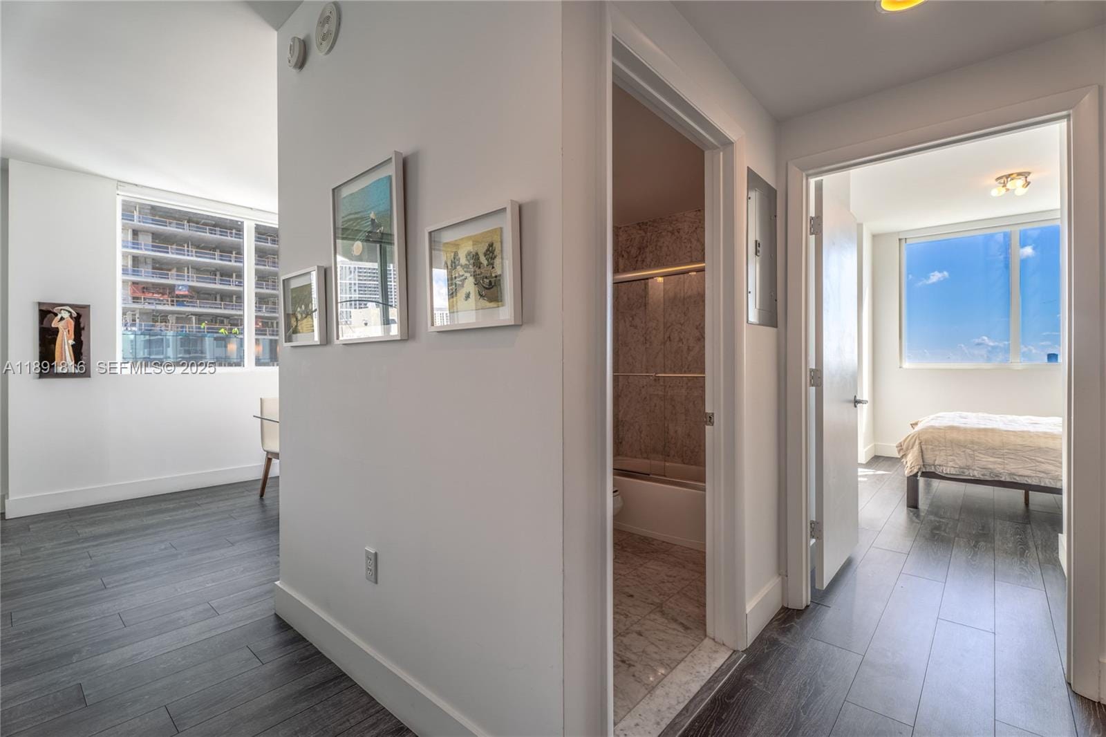 253 NE 2nd Street 3203, Miami, FL 33132 photo 13